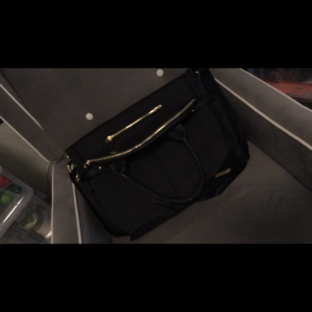 Skip hop Chelsea diaper bag